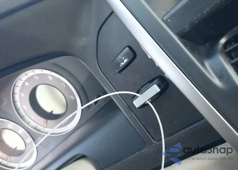 2010 Volvo Xc60 T6/T6 R-Design z USA, uszkodzony, nr VIN YV4992DZ6A2021729